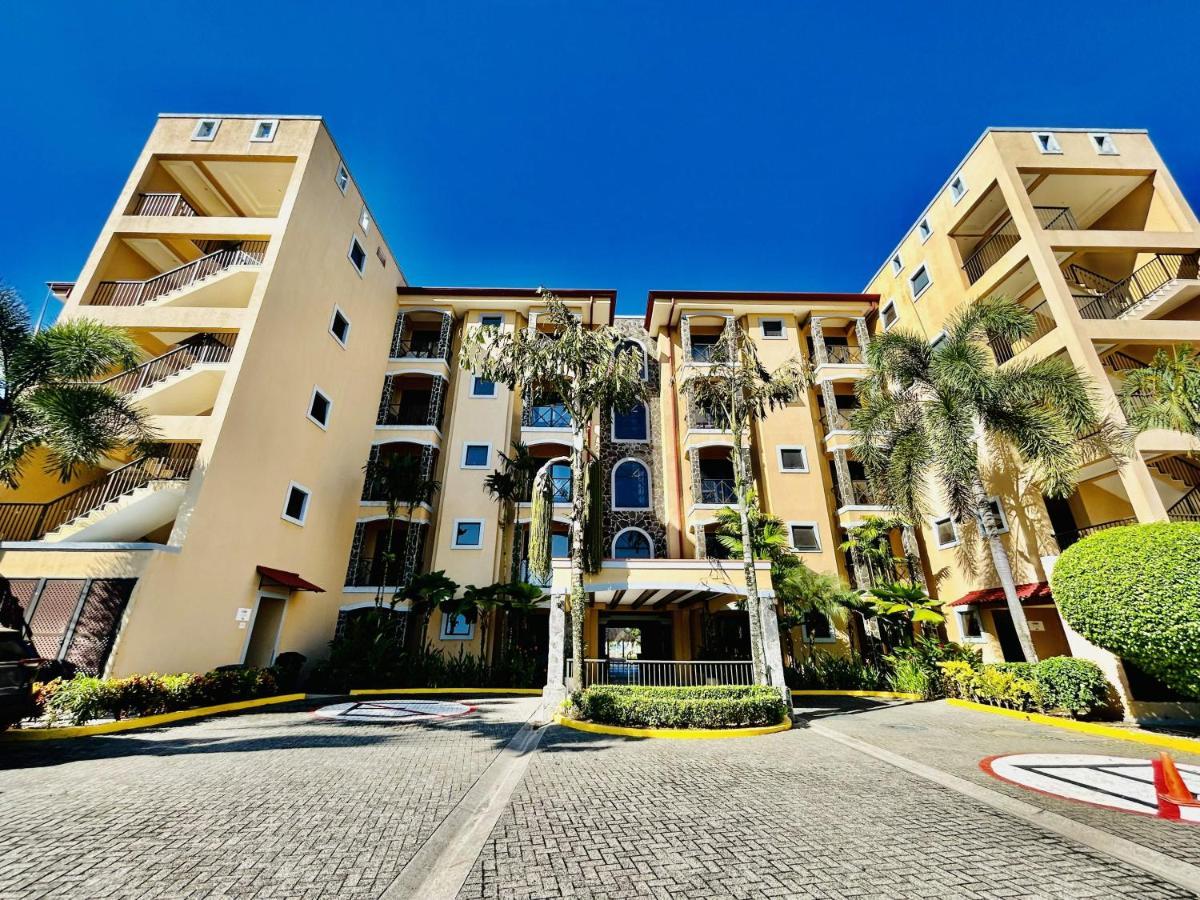 Apartamento De Lujo Las 3 Gotas Jaco, Frente Al Mar Con Vista A La Playa Luaran gambar