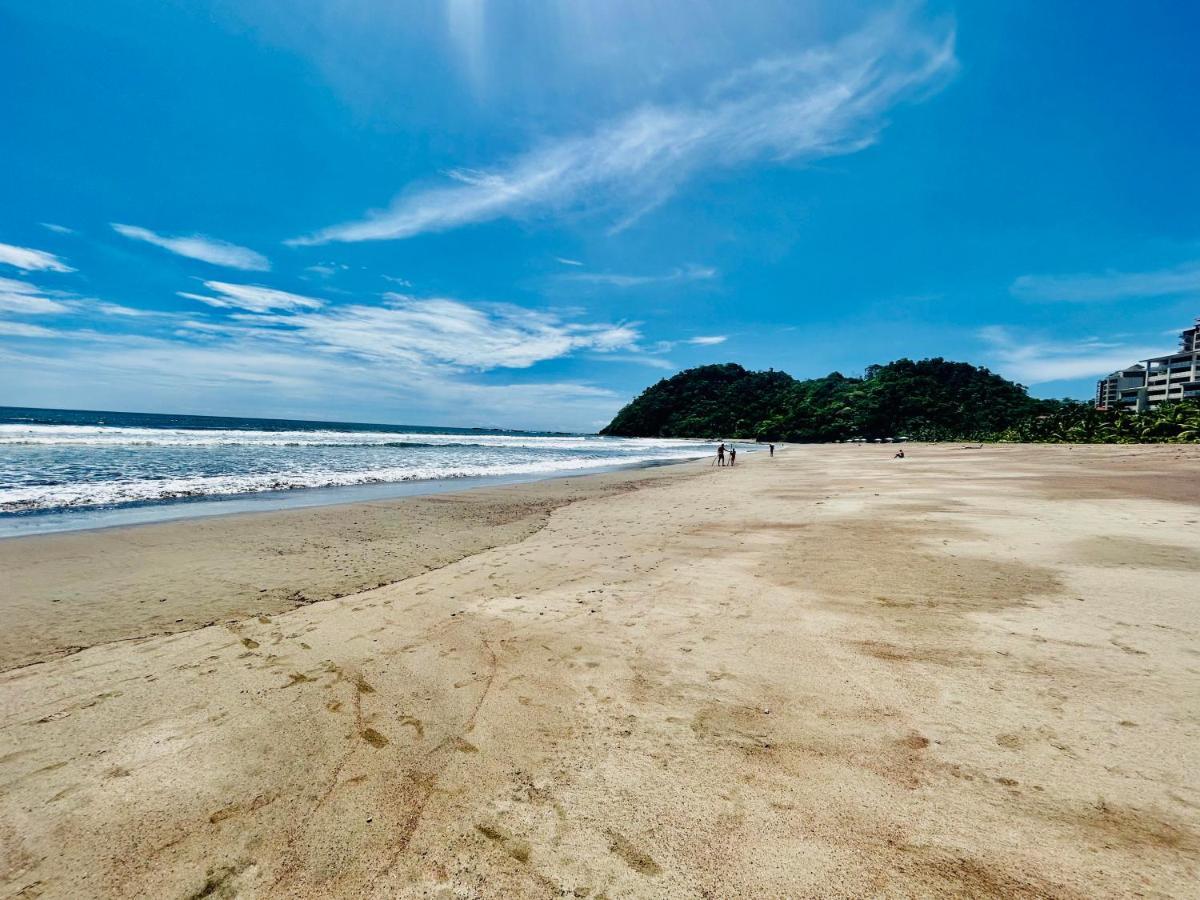Apartamento De Lujo Las 3 Gotas Jaco, Frente Al Mar Con Vista A La Playa Luaran gambar