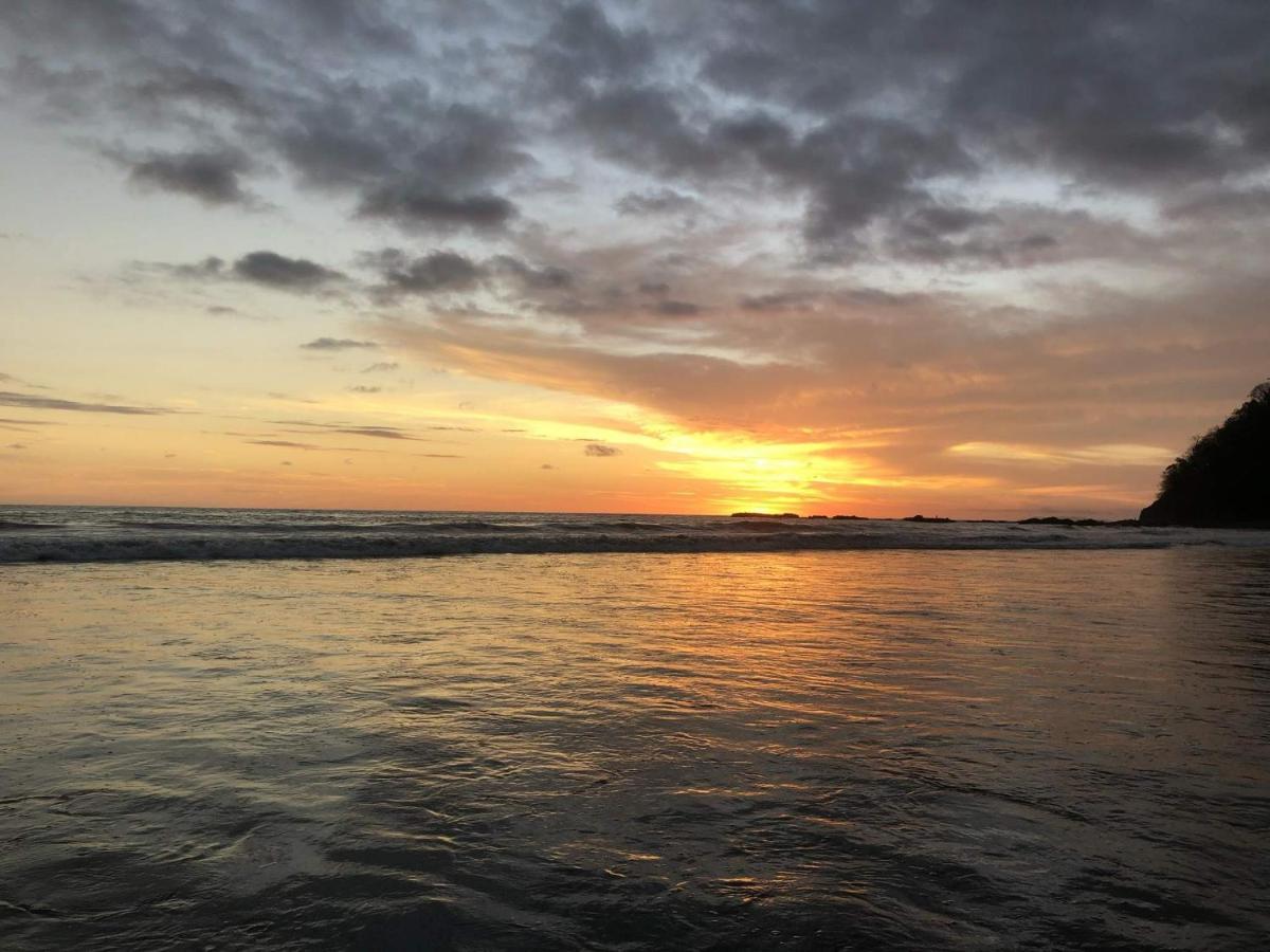 Apartamento De Lujo Las 3 Gotas Jaco, Frente Al Mar Con Vista A La Playa Luaran gambar