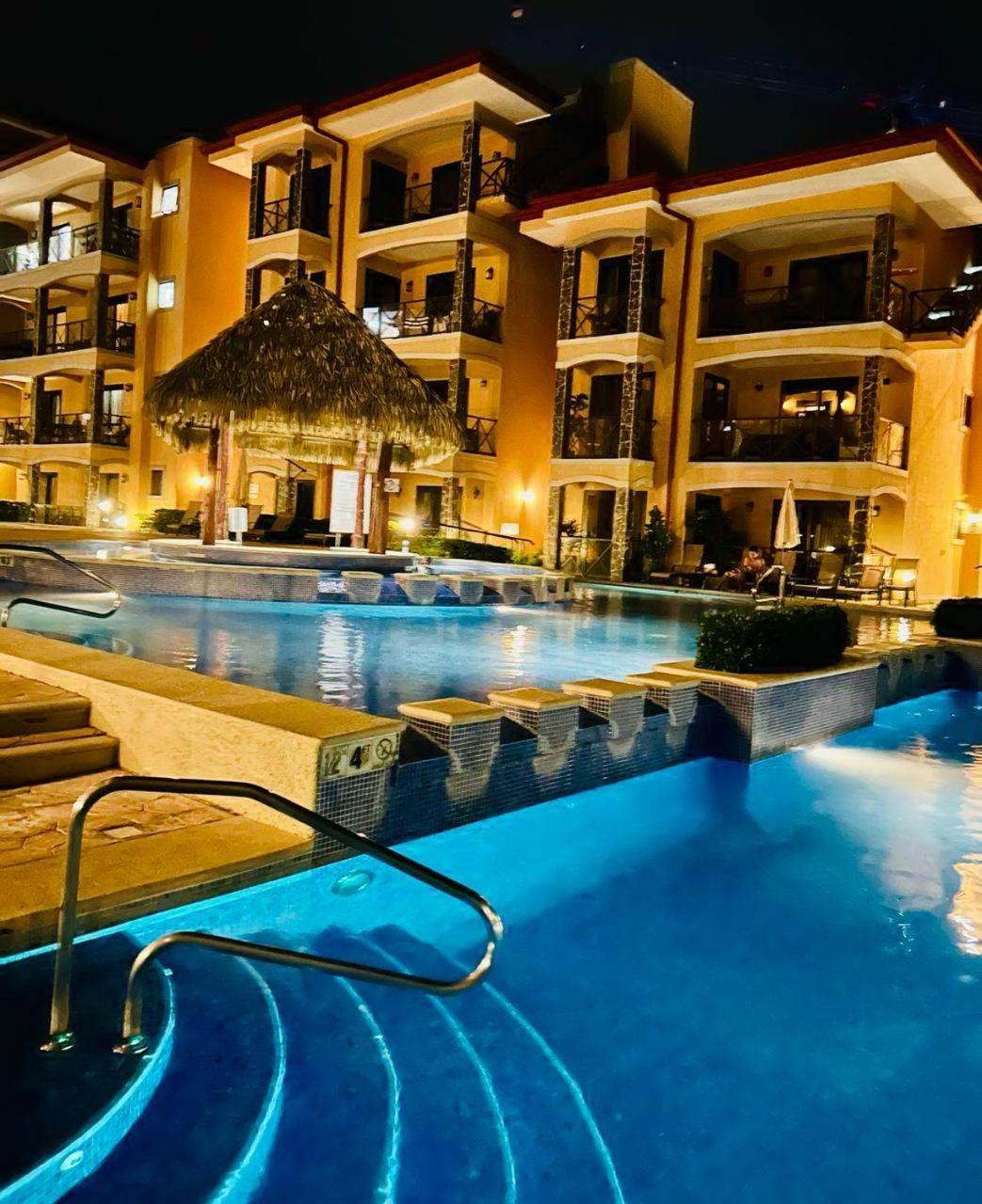 Apartamento De Lujo Las 3 Gotas Jaco, Frente Al Mar Con Vista A La Playa Luaran gambar