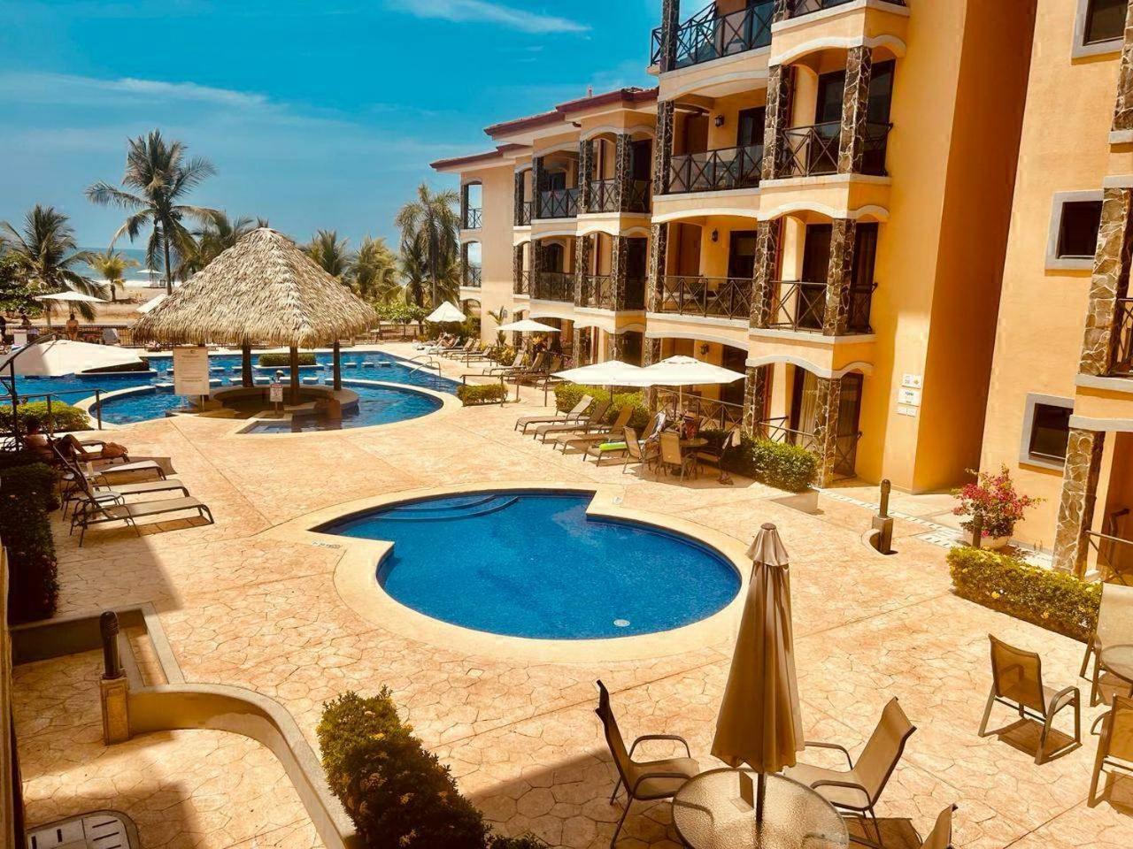 Apartamento De Lujo Las 3 Gotas Jaco, Frente Al Mar Con Vista A La Playa Luaran gambar