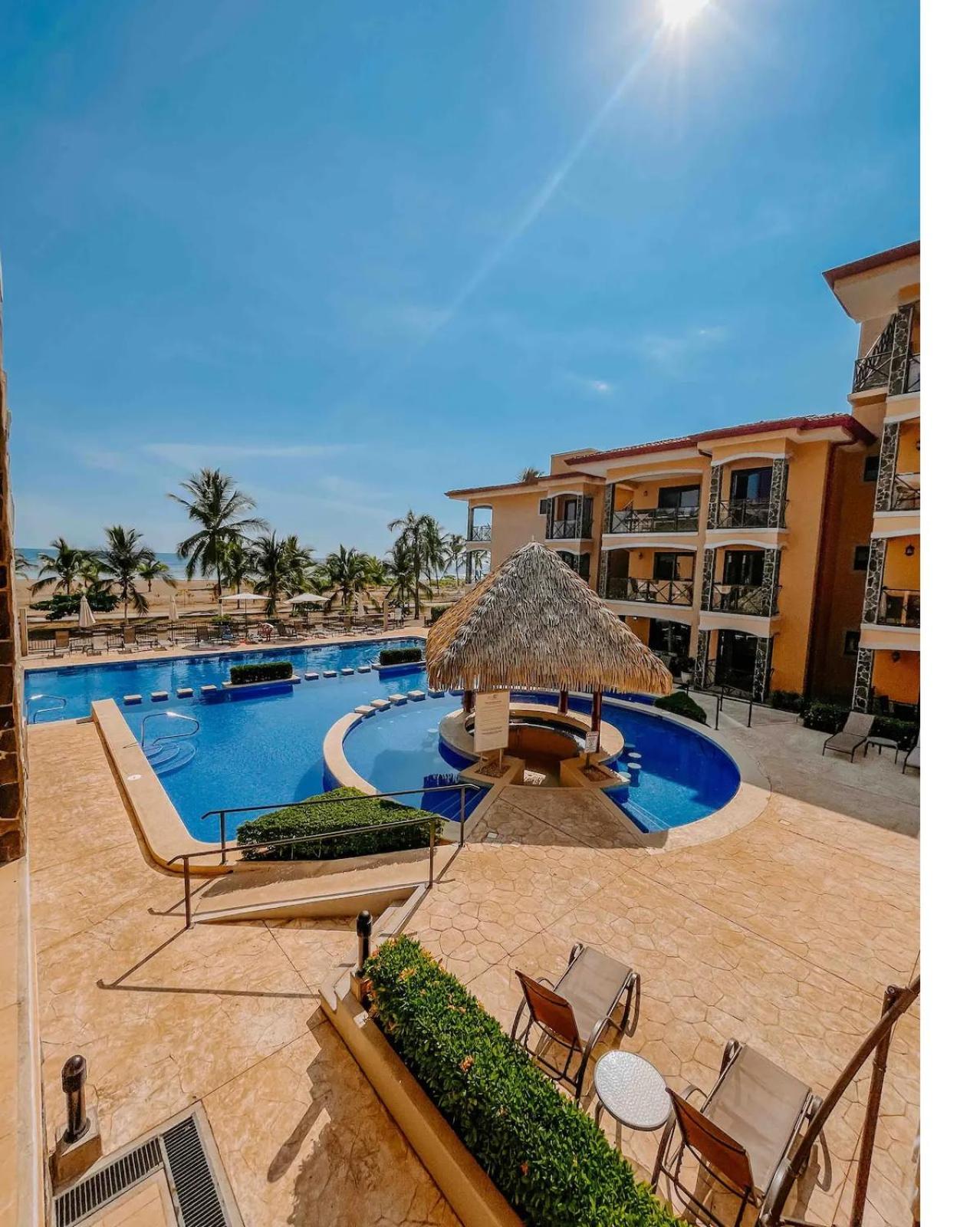 Apartamento De Lujo Las 3 Gotas Jaco, Frente Al Mar Con Vista A La Playa Luaran gambar