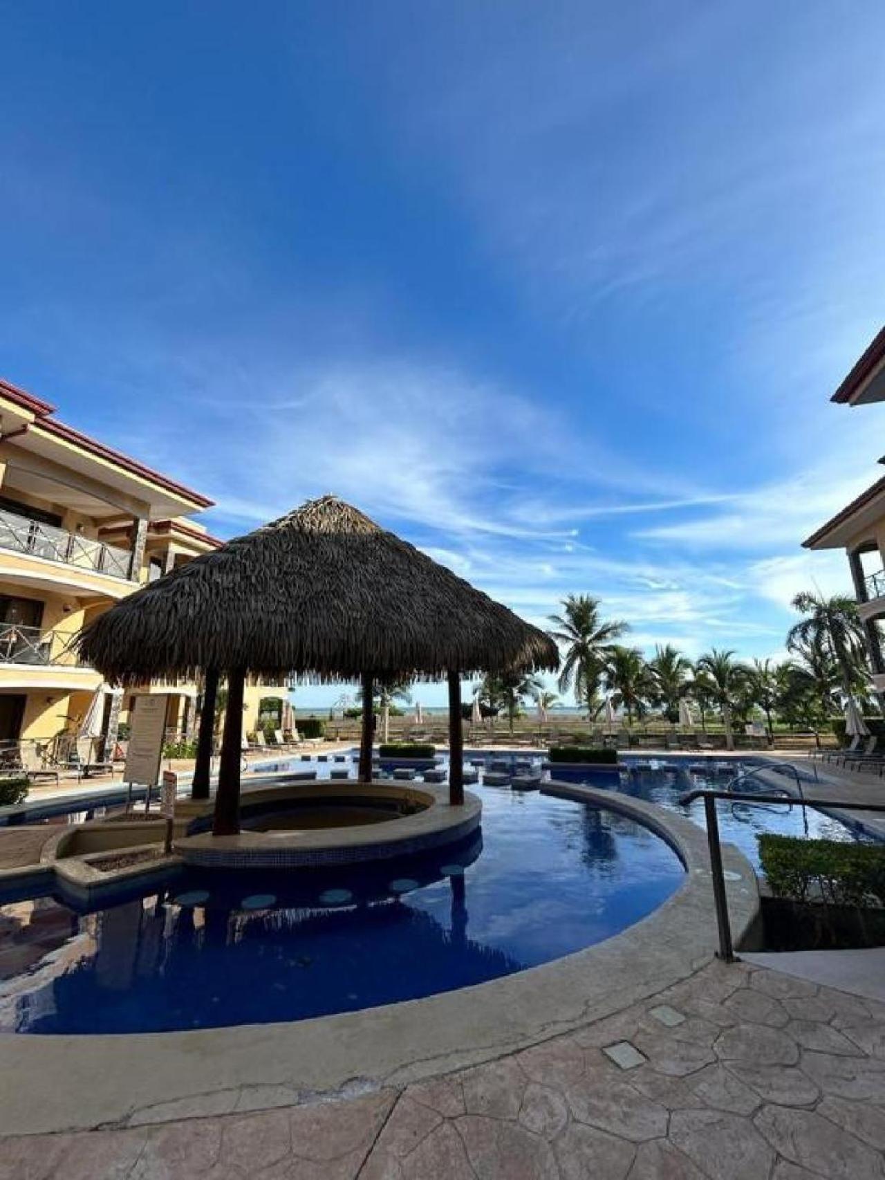 Apartamento De Lujo Las 3 Gotas Jaco, Frente Al Mar Con Vista A La Playa Luaran gambar