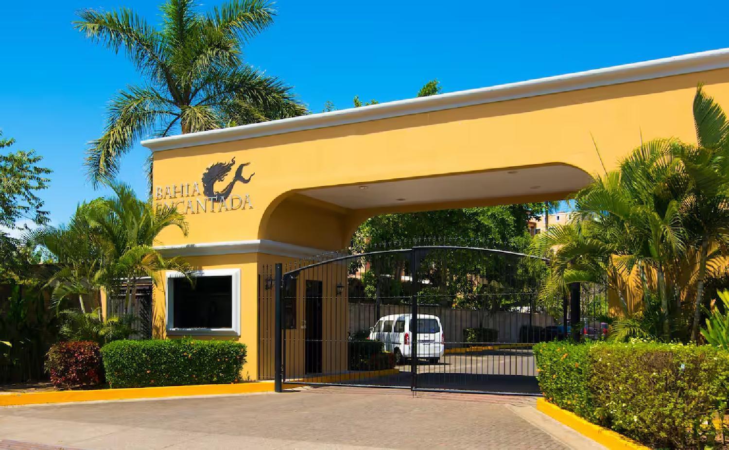 Apartamento De Lujo Las 3 Gotas Jaco, Frente Al Mar Con Vista A La Playa Luaran gambar